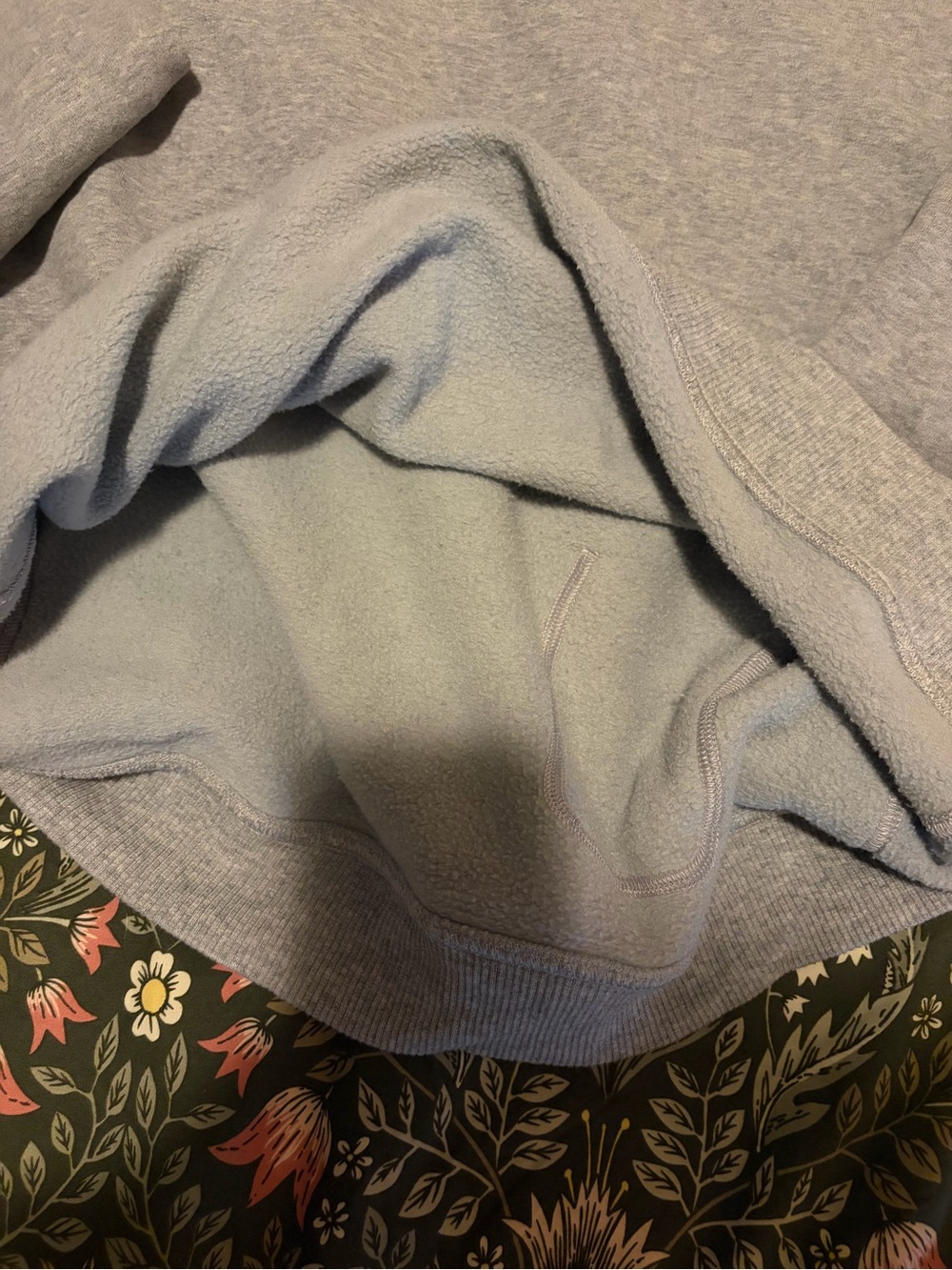 Lululemon grey women’s medium hoodie. - Picture 7 of 7